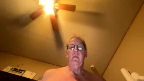 Snapshot of slimjim061560 chatting on 05-15-26, 10:50 slimjim061560 online show from 05-15-26, 10:50