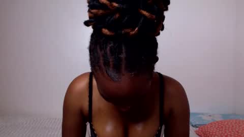 slimy_baiby online show from 12-03-25, 06:21