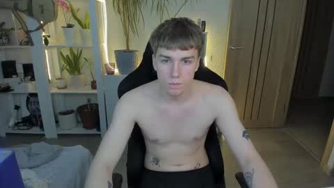 Mila online show from 02-12-25, 06:30
