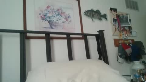 Snapshot of slippery_duck chatting on 01-25-25, 05:51 slippery_duck online show from 01-25-25, 05:51