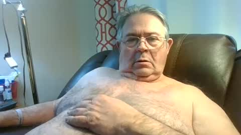 Snapshot of slippery_duck chatting on 02-05-25, 01:44 slippery_duck online show from 02-05-25, 01:44