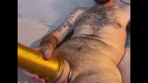 Snapshot of slipperyrichard_420 chatting on 12-27-24, 11:53 slipperyrichard_420 online show from 12-27-24, 11:53