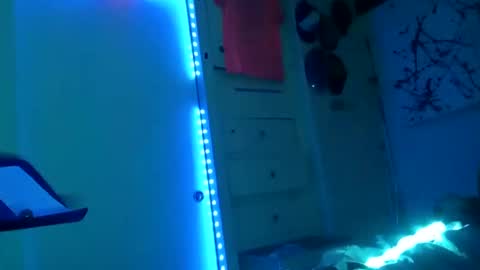 Snapshot of sloanskirty chatting on 02-23-25, 10:31 Sloanskirty online show from 02-23-25, 10:31