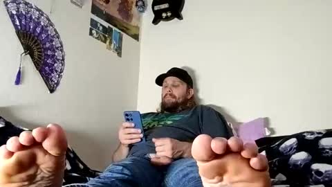 Mr King Feet 69 online show from 05-18-26, 04:51