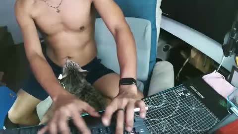 slothfully online show from 09-24-25, 03:15