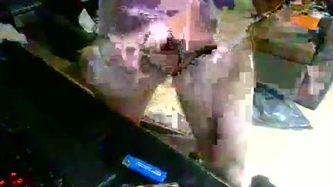 Snapshot of slowpix chatting on 01-08-25, 08:07 Slowpi online show from 01-08-25, 08:07