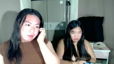 Snapshot of slut_mama chatting on 03-11-26, 12:38 Zien online show from 03-11-26, 12:38