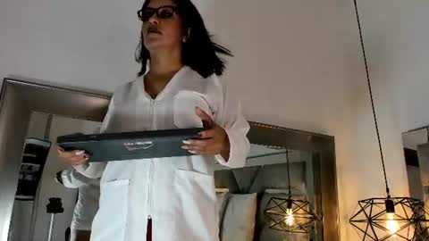 Snapshot of slut_milf_ chatting on 06-24-26, 12:48 slut_milf_ online show from 06-24-26, 12:48