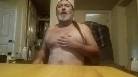 Snapshot of slutbreeze101 chatting on 06-18-26, 03:38 slutbreeze101 online show from 06-18-26, 03:38