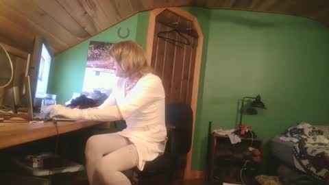 slutjennifertransxx online show from 10-07-25, 02:20