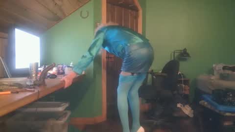 slutjennifertransxx online show from 10-12-25, 02:21