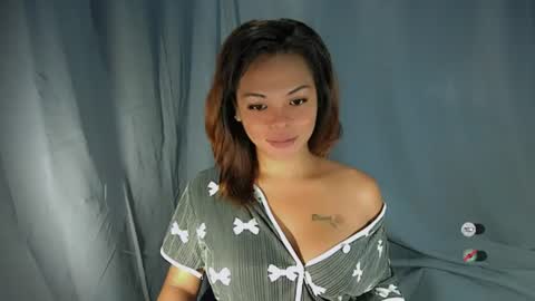 Snapshot of sluts_cum chatting on 07-19-26, 10:02 louie and diana online show from 07-19-26, 10:02