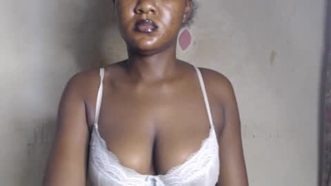 Snapshot of sluttx_choco chatting on 06-19-26, 10:41 sluttx_choco online show from 06-19-26, 10:41