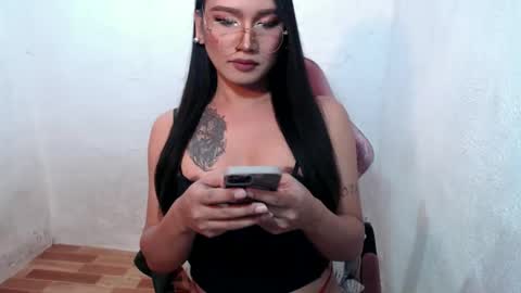 Snapshot of slutty_classyxx chatting on 02-26-26, 10:09 Lovie online show from 02-26-26, 10:09