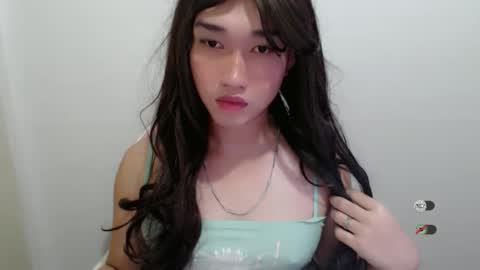 Snapshot of slutty_francine chatting on 10-18-25, 06:37 FRANCINE online show from 10-18-25, 06:37