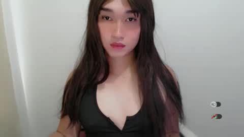 Snapshot of slutty_francine chatting on 11-08-25, 06:02 FRANCINE online show from 11-08-25, 06:02