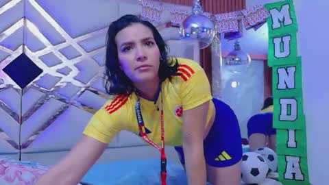 Snapshot of sluttyandmature chatting on 06-11-26, 12:25 MARCELA online show from 06-11-26, 12:25