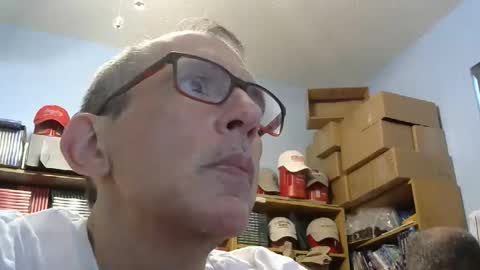 Snapshot of sluttyslave81 chatting on 06-03-26, 02:33 sluttyslave81 online show from 06-03-26, 02:33