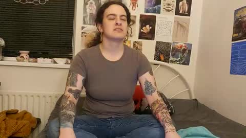Snapshot of sluttysuzie17 chatting on 04-30-26, 10:25 SluttySuzie17 online show from 04-30-26, 10:25