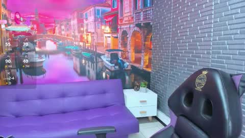 Mariana Torres online show from 12-17-25, 01:50