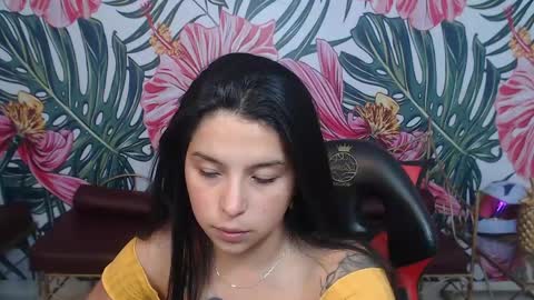 Mariana Torres online show from 05-15-26, 01:34