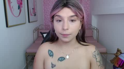 Mariana Torres online show from 05-26-26, 01:18