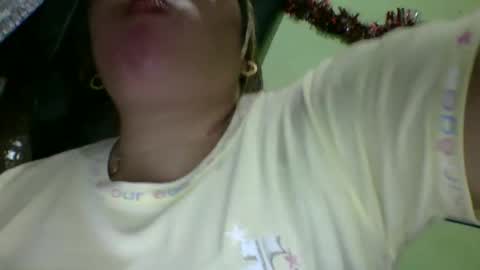 Lovewella online show from 03-22-26, 03:59