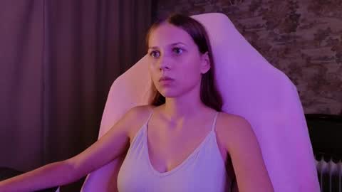 Emma online show from 11-22-25, 07:57