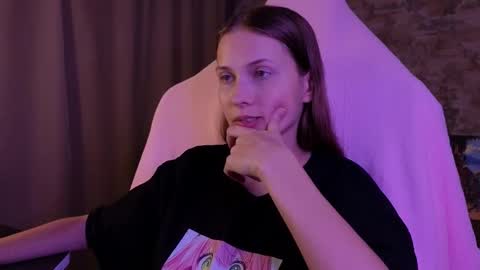 Emma online show from 01-11-26, 08:14