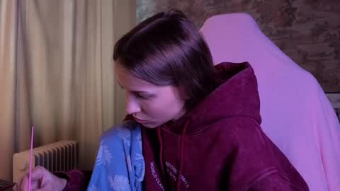 Emma online show from 04-13-26, 03:17