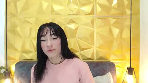 Small Hot19 online show from 03-12-25, 04:35