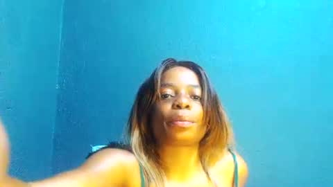 Snapshot of smallboobsxx chatting on 05-21-26, 06:09 smallboobsxx online show from 05-21-26, 06:09