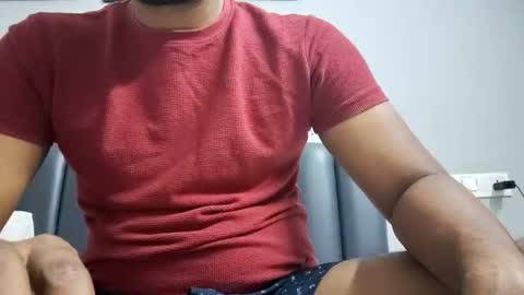 smalldick9215 online show from 04-07-26, 03:29