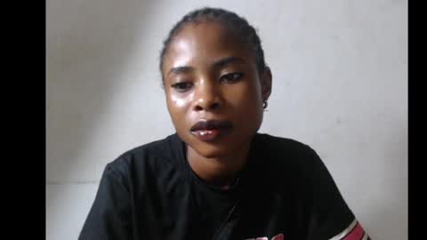 Snapshot of smallsluty chatting on 06-22-26, 05:48 smallsluty online show from 06-22-26, 05:48