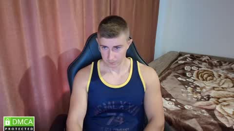 Snapshot of smanking22 chatting on 04-08-26, 08:36 smanking22 online show from 04-08-26, 08:36