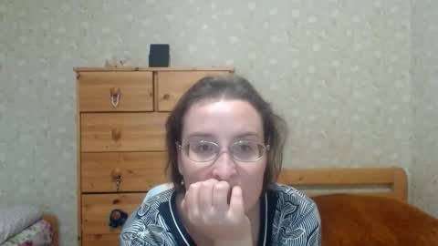 smart_rose online show from 09-29-25, 02:33