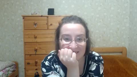 smart_rose online show from 10-05-25, 02:37