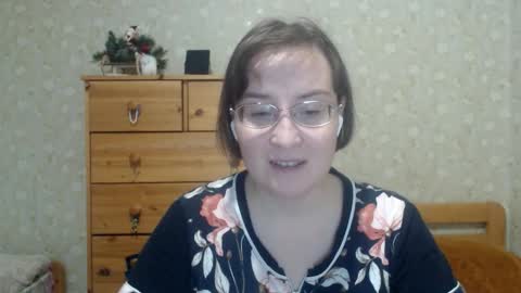 smart_rose online show from 02-13-26, 02:02