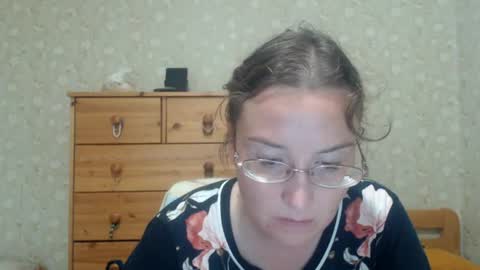 Snapshot of smart_rose chatting on 06-22-26, 05:10 smart_rose online show from 06-22-26, 05:10