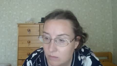 Snapshot of smart_rose chatting on 06-26-26, 09:46 smart_rose online show from 06-26-26, 09:46
