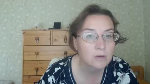 Snapshot of smart_rose chatting on 06-29-26, 12:38 smart_rose online show from 06-29-26, 12:38