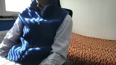 Snapshot of smart_sex69 chatting on 03-06-25, 09:03 smart_sex69 online show from 03-06-25, 09:03