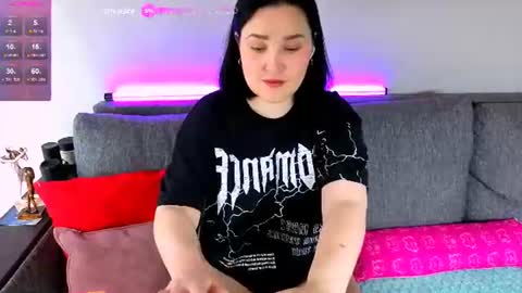 Snapshot of smartandamazing chatting on 06-28-26, 08:42 Dasha online show from 06-28-26, 08:42