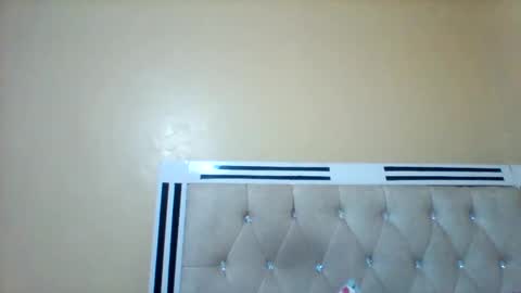Snapshot of smartqueen1 chatting on 03-04-26, 01:44 Katerina online show from 03-04-26, 01:44