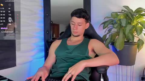 Jade Smiith online show from 01-14-26, 11:20