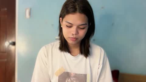 Snapshot of smile_sunshinex chatting on 02-10-26, 06:28 call me sunshine online show from 02-10-26, 06:28