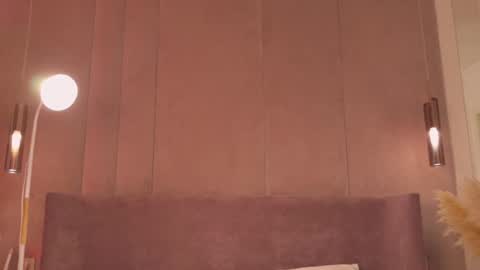 Snapshot of smiley_mia_ chatting on 07-29-26, 06:28 Mia online show from 07-29-26, 06:28