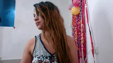 Snapshot of smileycherry chatting on 12-31-24, 03:23 smileycherry online show from 12-31-24, 03:23