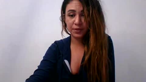 Snapshot of smileycherry chatting on 01-05-25, 05:51 smileycherry online show from 01-05-25, 05:51