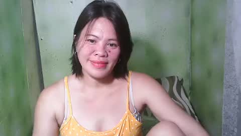 Snapshot of smilinglady27 chatting on 12-28-24, 10:25 smilinglady27 online show from 12-28-24, 10:25